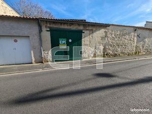 Parking 21 m² Loudun