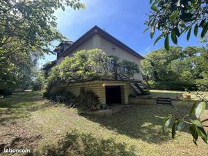 Maison 8 pièces 143 m²