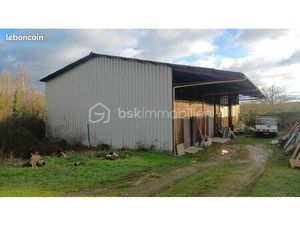 Immeuble 1 pièce 300 m²