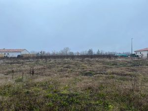 Vente terrain 591 m² à Lagrave (81150)  65 900 €