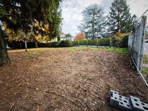 Vente terrain 450 m² à Boissise-la-Bertrand (77350)  135 000 €