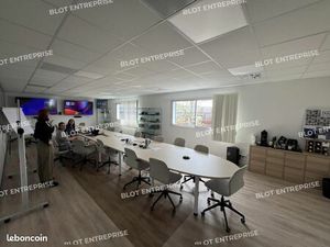 Bureaux 650 m²
