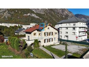 Immeuble 355 m² Saint-Jean-de-Maurienne