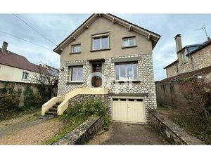 Location maison  m² T-3 à Moret-sur-Loing  1 250 €