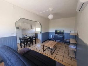 Location appartement 1 pièce 49 m² à Carsan (30130)  520 €
