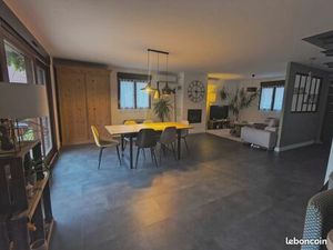 Maison 7 pièces 142 m²