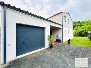 Location meublée maison 5 pièces 123 m² à Basse-Goulaine (44115)  1 950 €