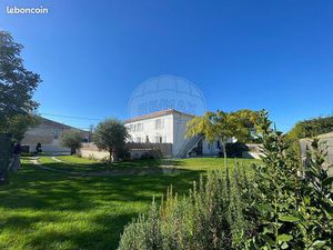 Maison 7 pièces 205 m²