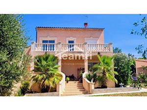 Grande Maison Familiale