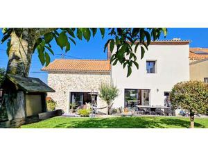 Maison Monnieres (44)