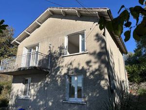 Vente maison 6 pièces 96 m² Puy-l'Évêque (46700)