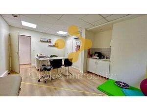 Murs à vendre pour investisseurs  locaux pour profession libérale