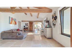 Vente maison 7 pièces 230 m² à Cheval-Blanc (84460)  950 000 €