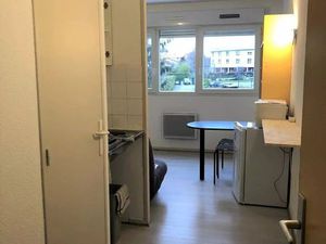 Vente appartement 1 pièce 24 m² Bron (69500)