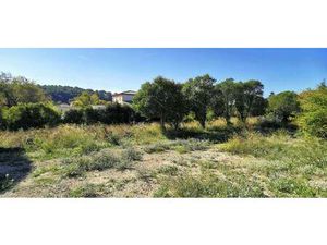 Terrain constructible viabilisé à vendre