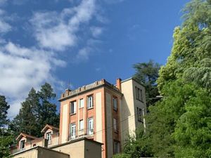 SAINT JUST SAINT RAMBERT très belle situation grand appartement 158 m2 dans immeuble ART D