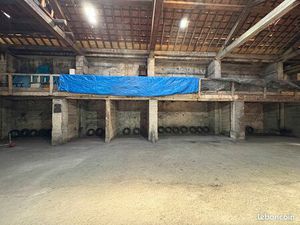 Parking/box LE PUY EN VELAY