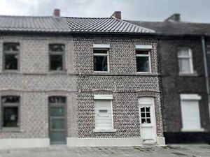 Maison à rénover 1 chambre et jardin