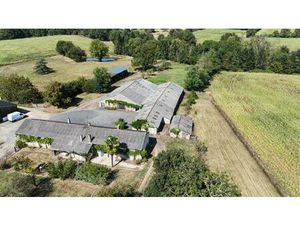 Vente maison 7 pièces 160 m² Adriers (86430)