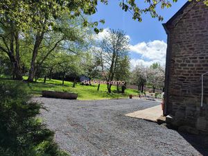 10 hectares à vendre environ -Maison - Bâtiment agricole-Prés-Labour-Plan de pommiers