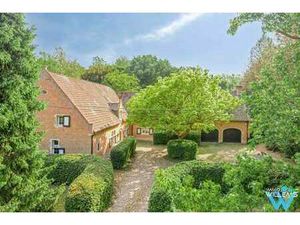 Domaine exclusif de 2ha – à rénover