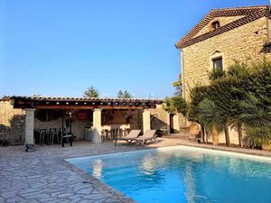 Appartement Duplex (4 chambres) Piscine Garage & Dependances