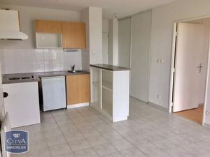 Location appartement 2 pièces 35.62 m² à La Rivière-Saint-Sauveur (14600)  500 €