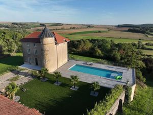 en vente Villa 260 m² – 945 000 € |Pange