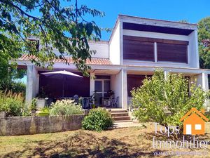 Vente maison 6 pièces 130 m² à Villefranche-de-Rouergue (12200)  199 000 €