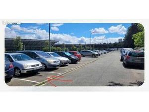 Place de parking à louer