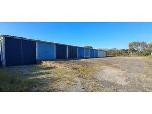 7 Garages - 44360 Saint Etienne de Montluc