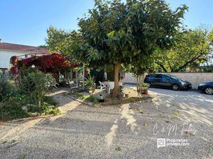Maison au calme avec double habitation- LAPALUD