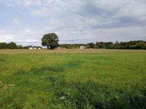 Vente terrain 2852 m² Tocane-Saint-Apre (24350)