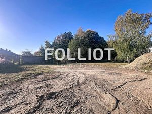 Terrain de 660m² à vendre à LE VAL SAINT PERE ! Lot 1