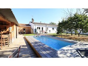 Vente maison 4 pièces 131 m² à Blanquefort (33290)  474 600 €