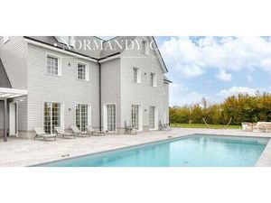 Maison avec piscine et jardin Saint-Etienne-la-Thillaye (14)