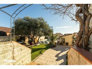 Maison de luxe à vendre à Villeveyrac