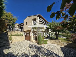 Villa de luxe à vendre à Peypin