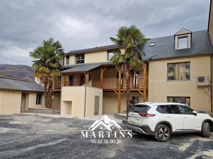 ARGELES-GAZOST - Surface plateau en duplex de 95m2 avec balc