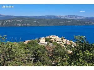 Studio 4 pièces 78 m²