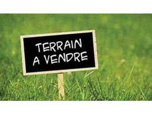 Terrain constructible viabilisé à vendre