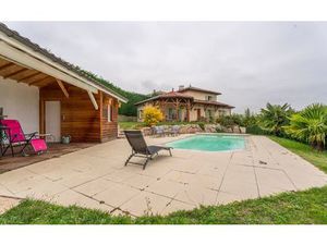 Maison Brussieu m² T-5 à vendre  415 000 €