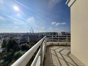 Vente appartement 4 pièces 123.45 m² à Issy-les-Moulineaux (92130)  769 000 €