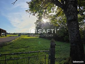 Terrain 1570 m² NEUREY-LES-LA-DEMIE