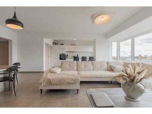 Appartement entièrement rénové avec deux chambres et deux...