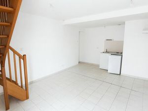 Appartement t2 51m2 avec petit jardin