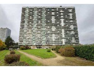 Lot B : Le garage n° 702B au 3e sous-sol