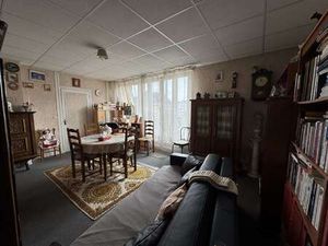 Vente Appartement 4 pièces à Lisieux (14100) : à vendre 4 pièces / 75m² Lisieux