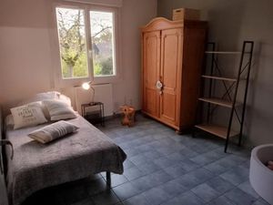 Location meublée chambre 1 pièce 10 m² à Saint-Saturnin (72650)  550 €