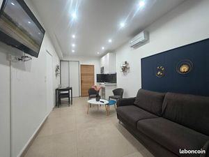 Studio meublé - refait à neuf